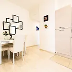 Saint Peter Cozy Apartment *